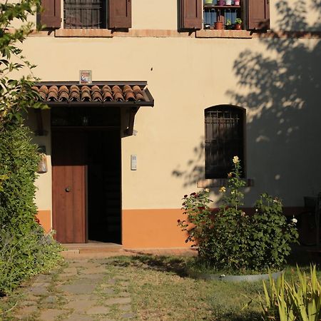 Bed and Breakfast La Casa Di Biba Massa Lombarda Exterior foto